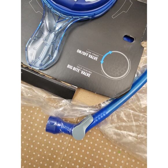 Camelbak Crux Hydration Pack Reservoir: 3 Liter/100oz Open Box - Picture 4 of 8